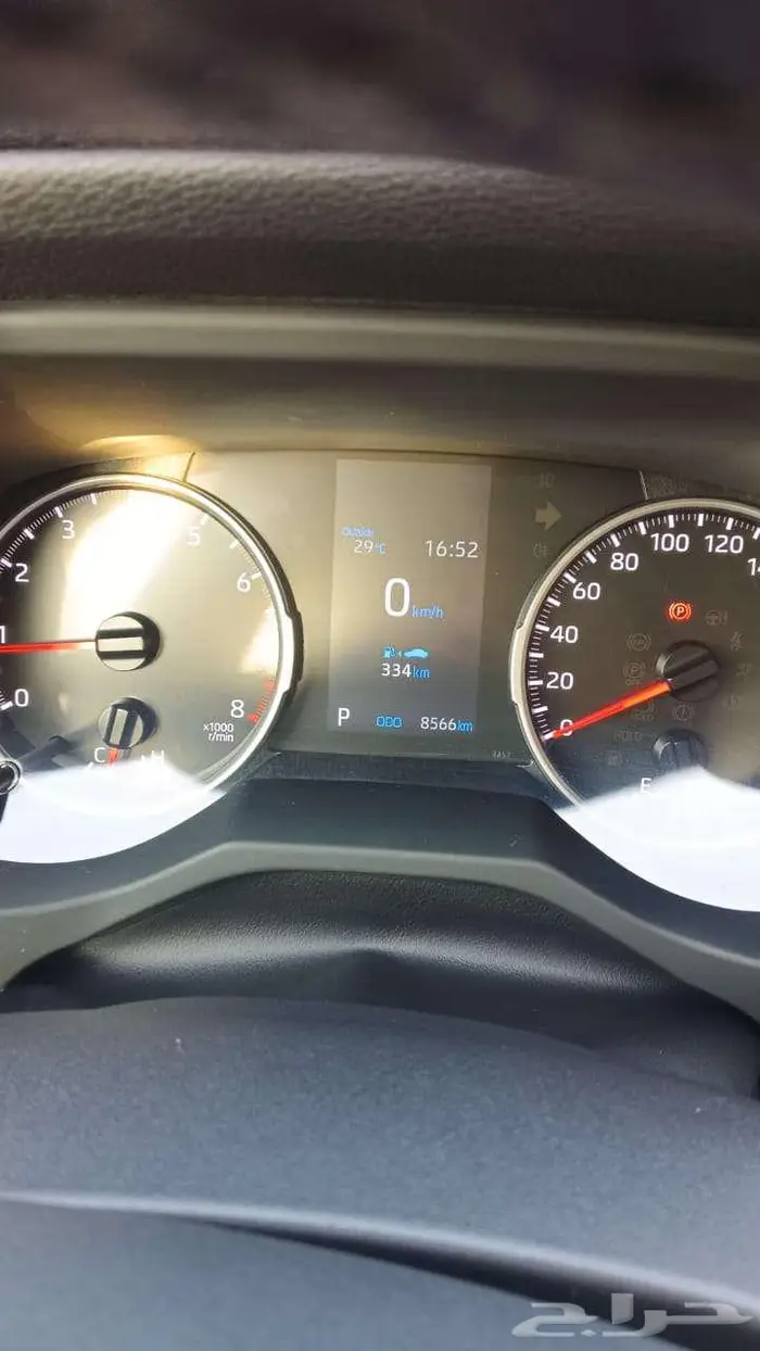 Toyota RAV 4 2024 XLE 4X4 2.0 PETROL 3