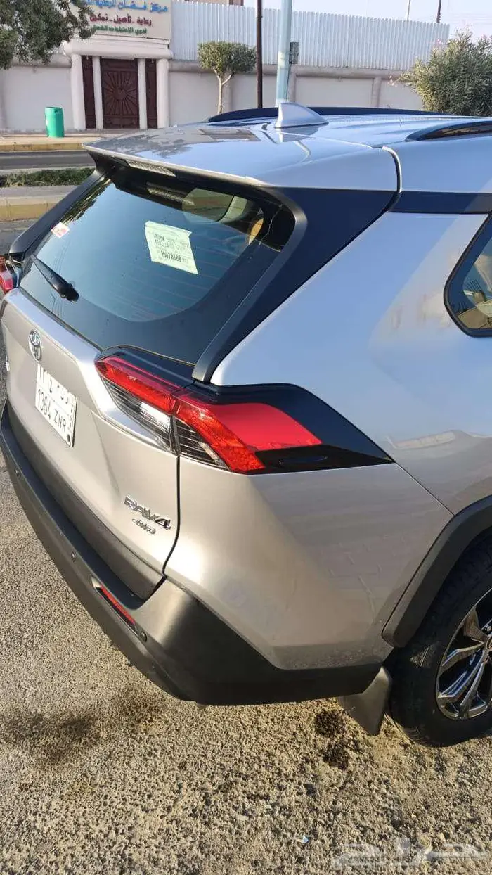 Toyota RAV 4 2024 XLE 4X4 2.0 PETROL 5