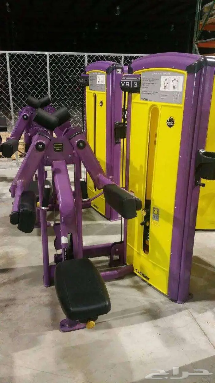 أجهزة رياضية ماركة Cybex VR3 13