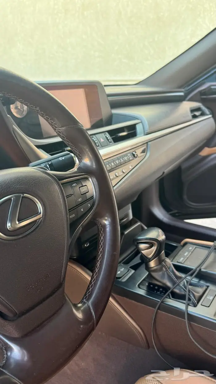 لكزس 2020 9