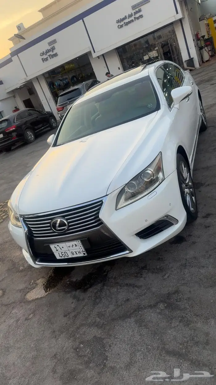 لكزس LS460 موديل 2013 نظيف جدا لارج سعودي 0