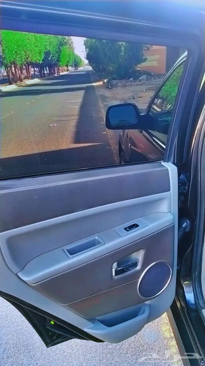 جيب شروكي SRT8 7