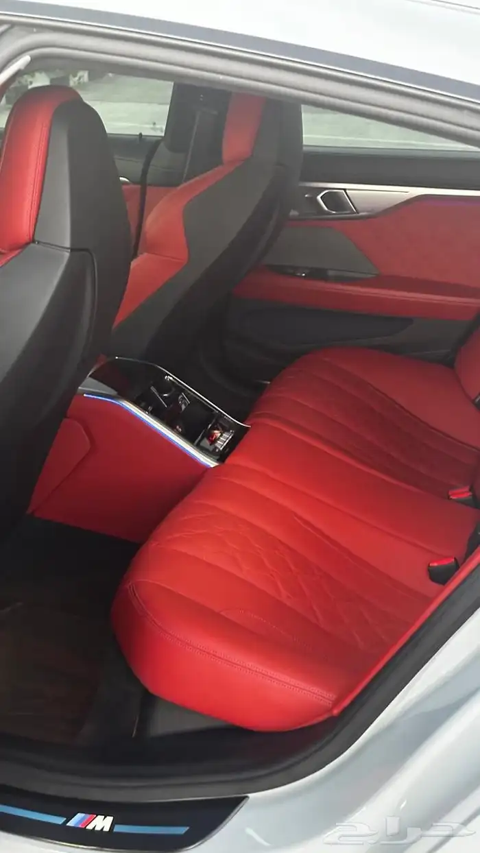 بي ام دبليو ام 8 كومبتيشون BMW M8 comp 4