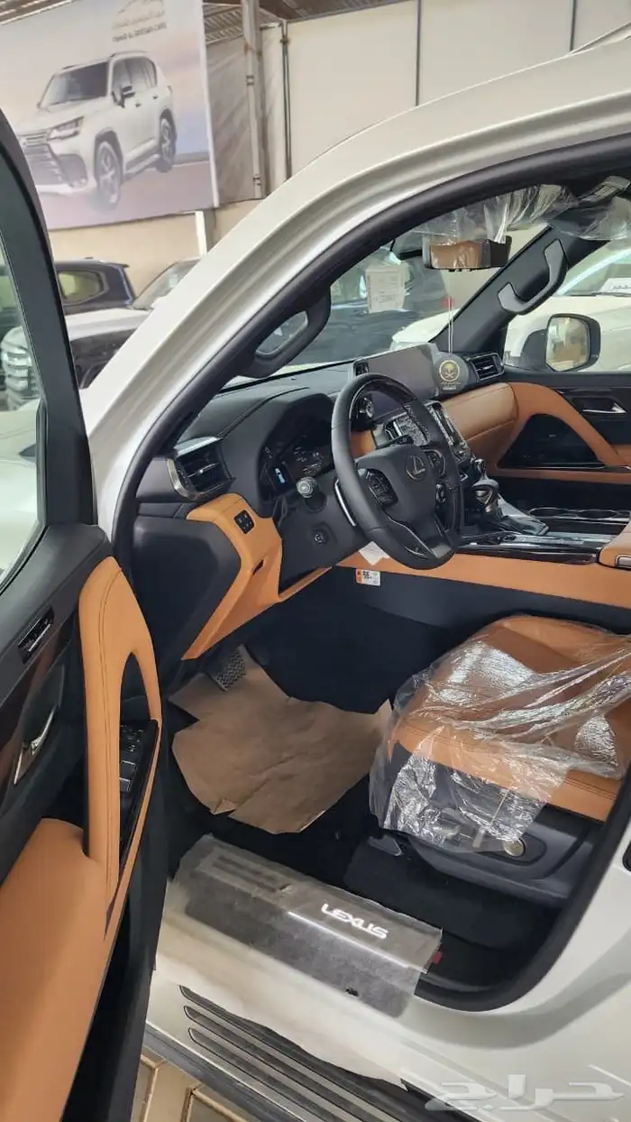 جيب لكزس LX600 BB سعودي 2025 بسعر 539000 شامل 16