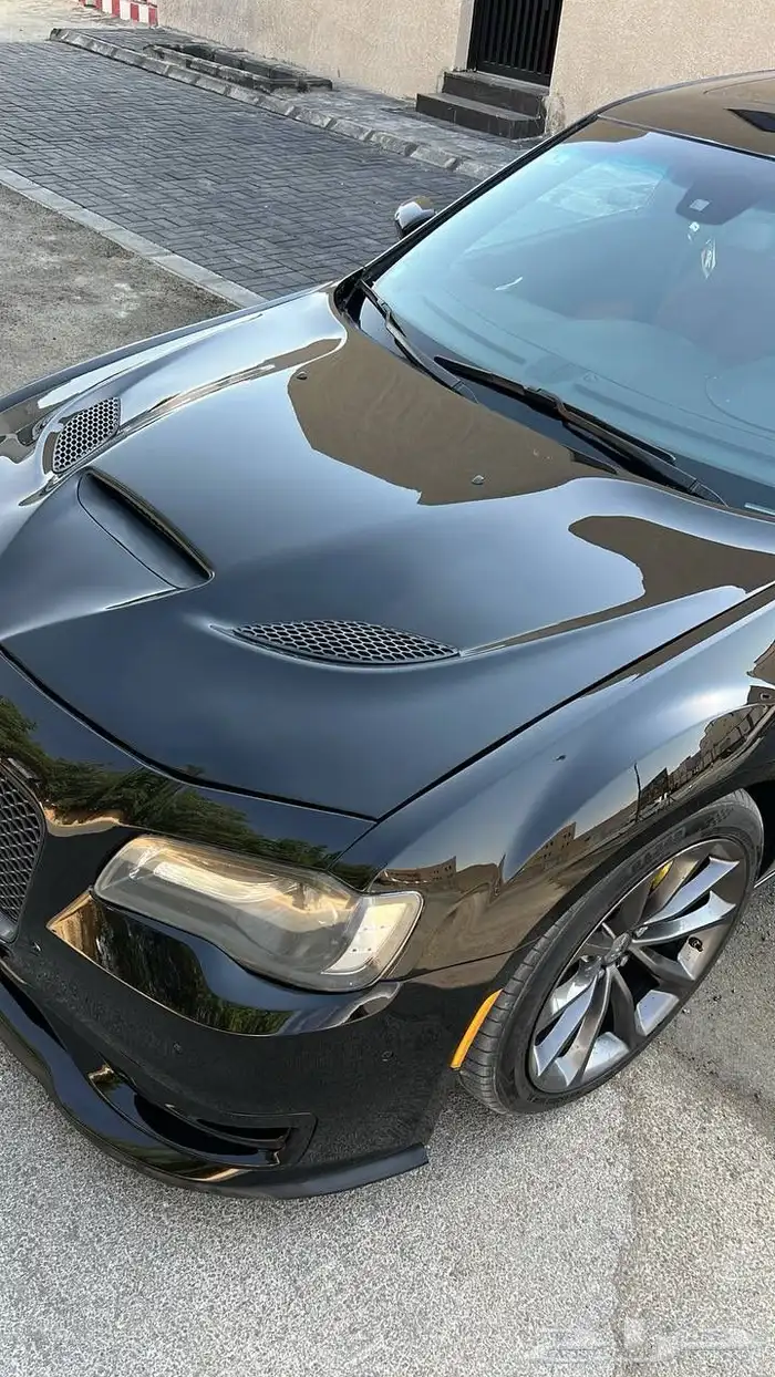 كرايسلر SRT 20
