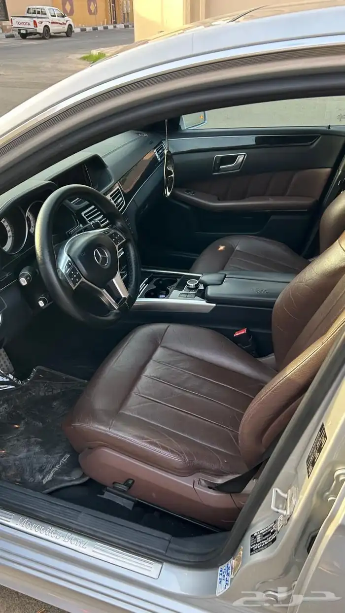 مرسيدس E300 2016 نظيفة جدا  جدا 17