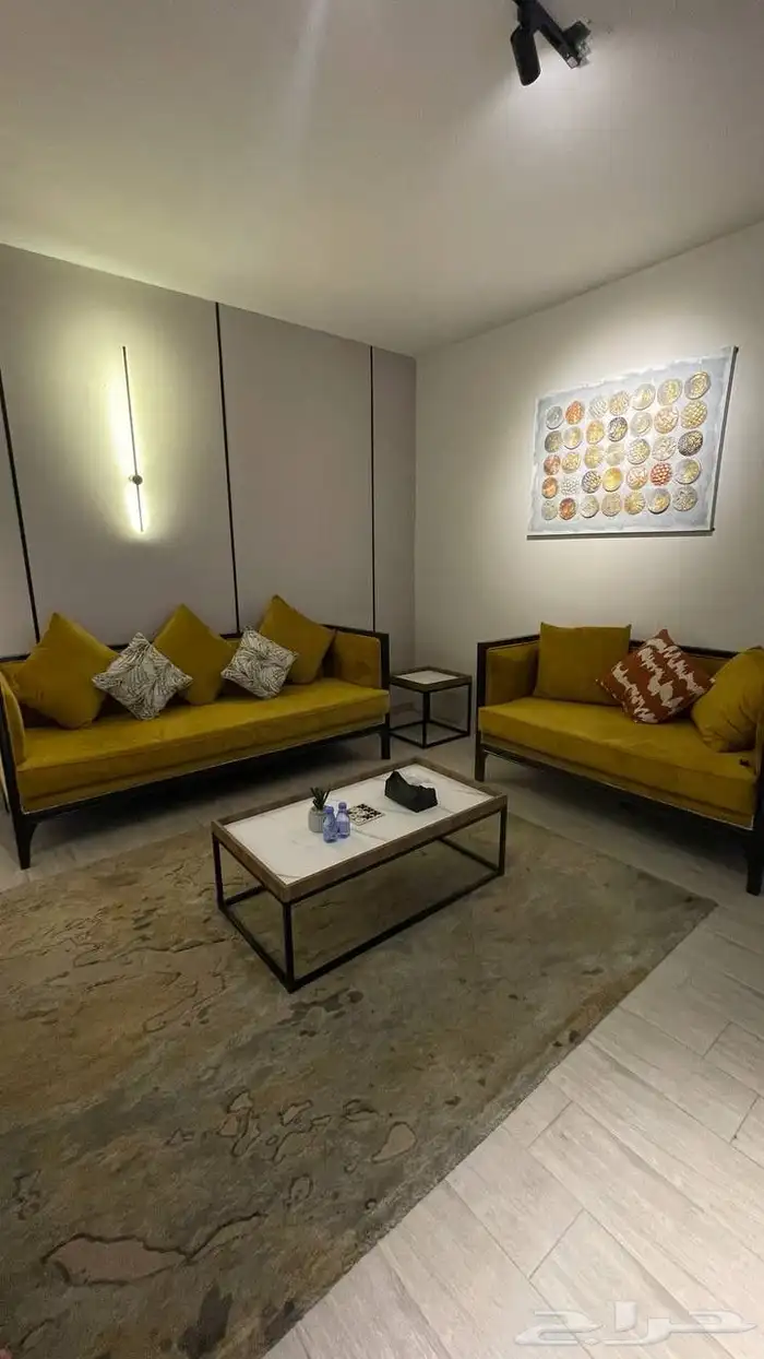 كنب  شاشه  طاولات 0