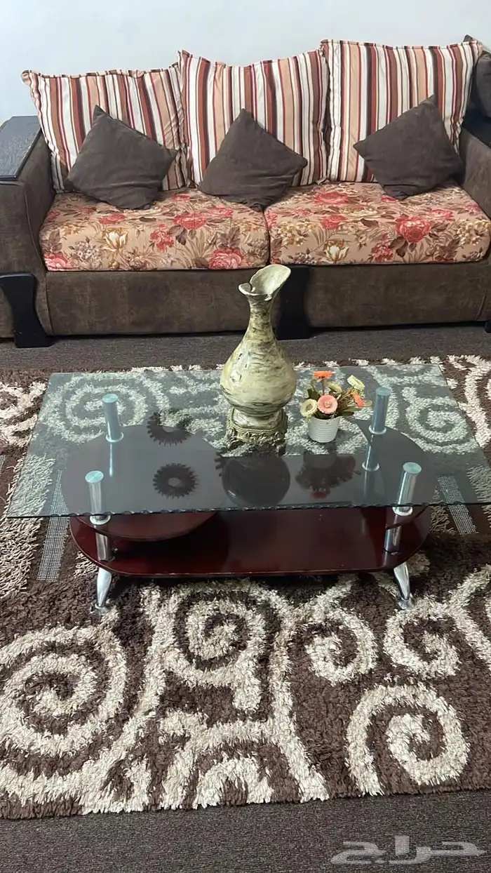 غرف نوم كنب طاولة باعلي سوم 15