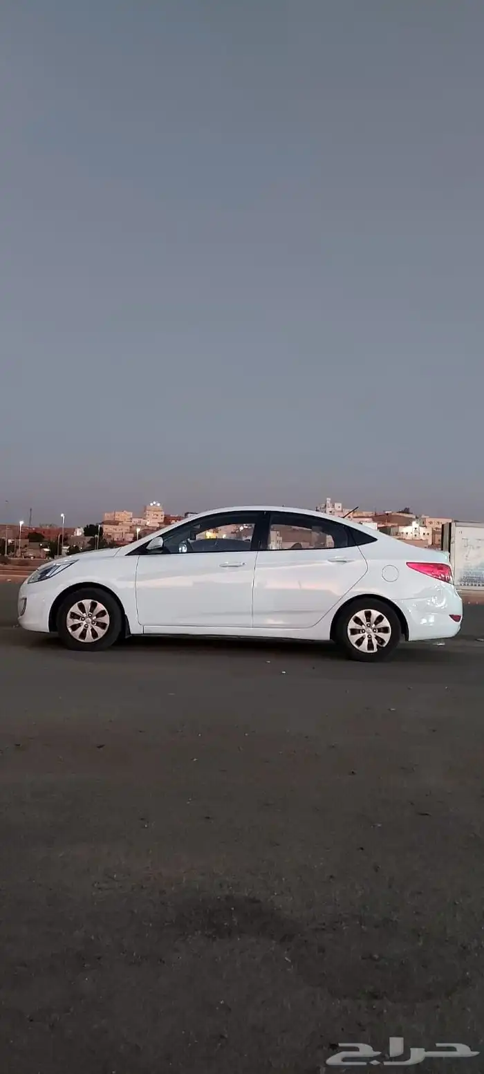 هونداي اكسنت 2017 الايجار شهري و اسبوعي 5