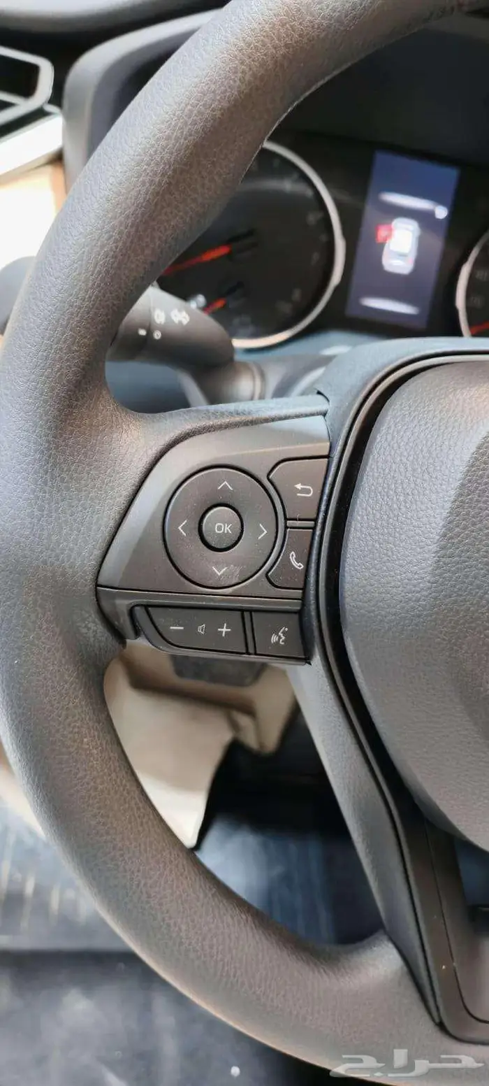 تويوتا راف فور استاندر بدون دبل 2025 بنزين 9