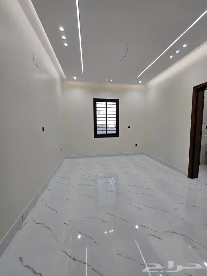 للبيع روف علوى مع ملحق مدخل مستقل VIP أبها المحالة 13