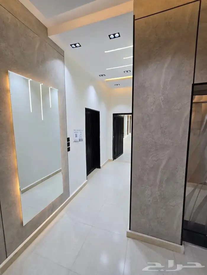 للبيع شقه علويه VIP سطح مستقل مصعدراكب6غرف بحي الموسي 550ألف 7