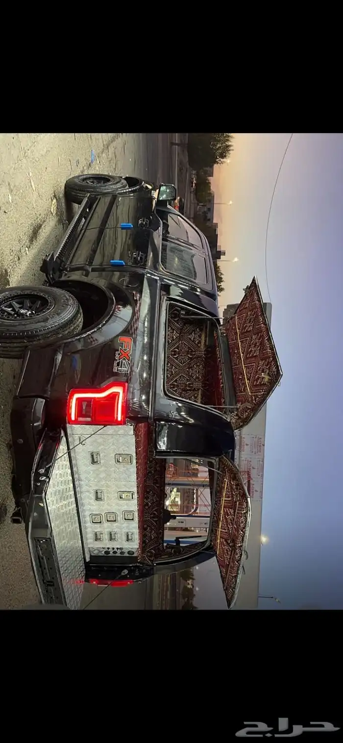 فورد f150 2016 لون اسود غمارتين دبل مجهز للبر والرحلات 3