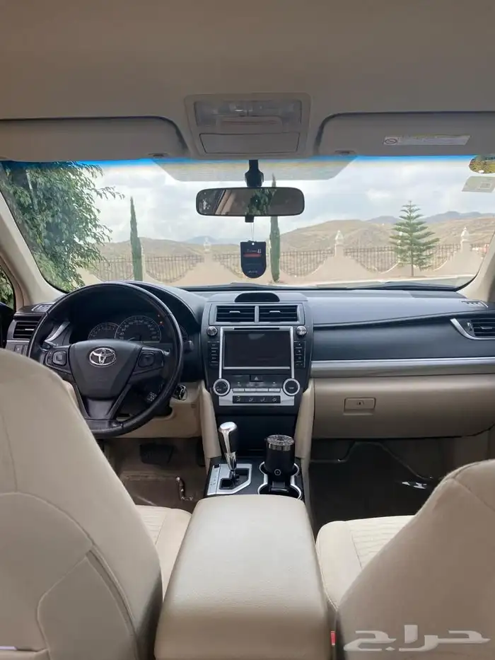 كامري أسود نظيفة 2017 ستاندر مطور ستون عام 2