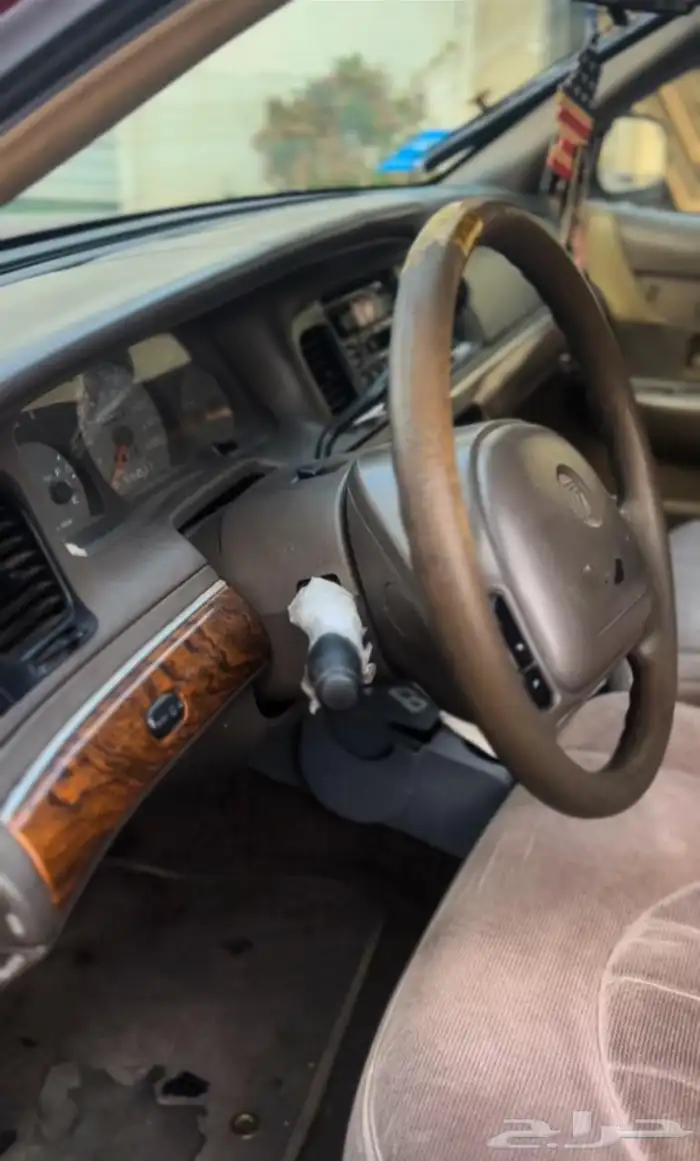 للبيع مركيز 1999 نظيف عنابي 13