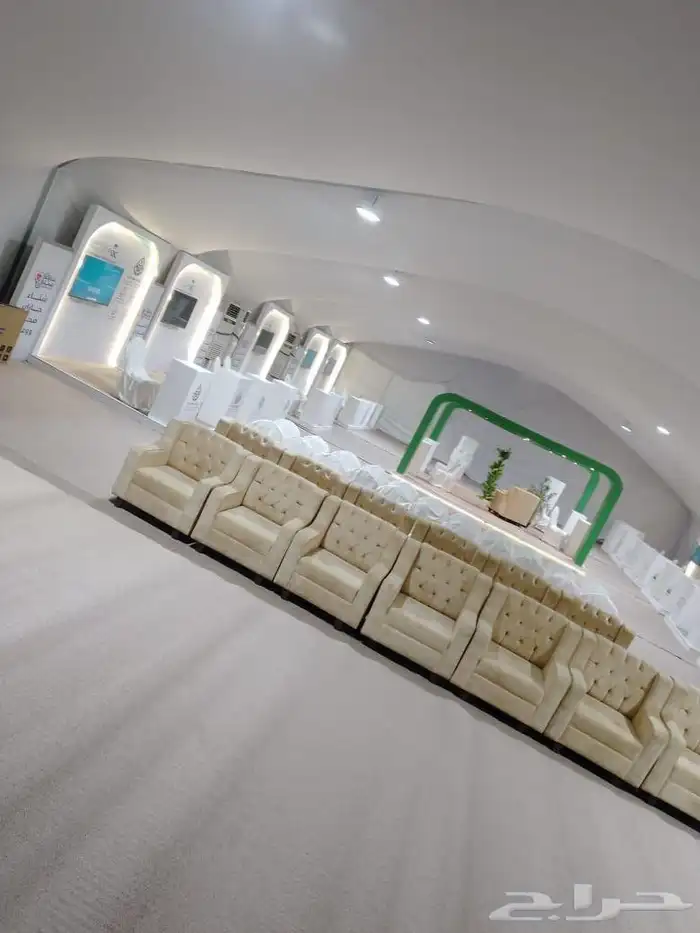 خيام أوربية فاخرة مزيج من الحضر والبدو تعطي انطباع الألفة 1