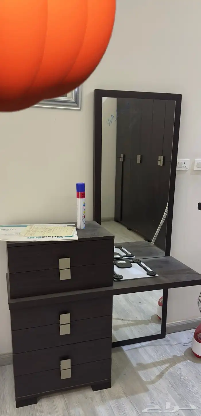 غرفة نوم وفرن 0
