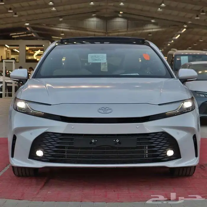 تويوتا كامري LE هايبرد 2025 مبيعات اقساط فقط 5