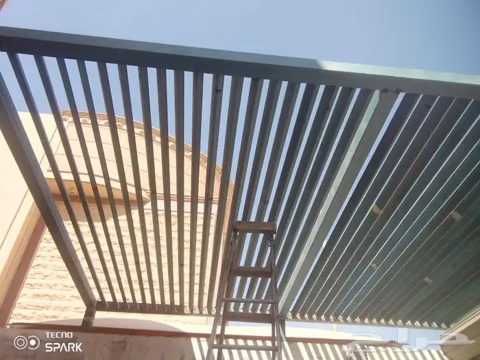 مظلات  وسواتر  وهناجر  وغرف ساندوتش بنل  وجميع انواع الحداده 3