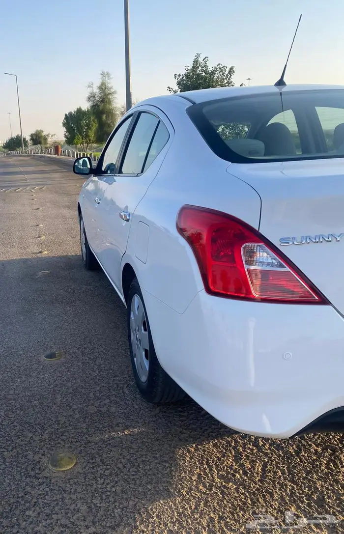 للبيع صني موديل 2022 خليجية 12