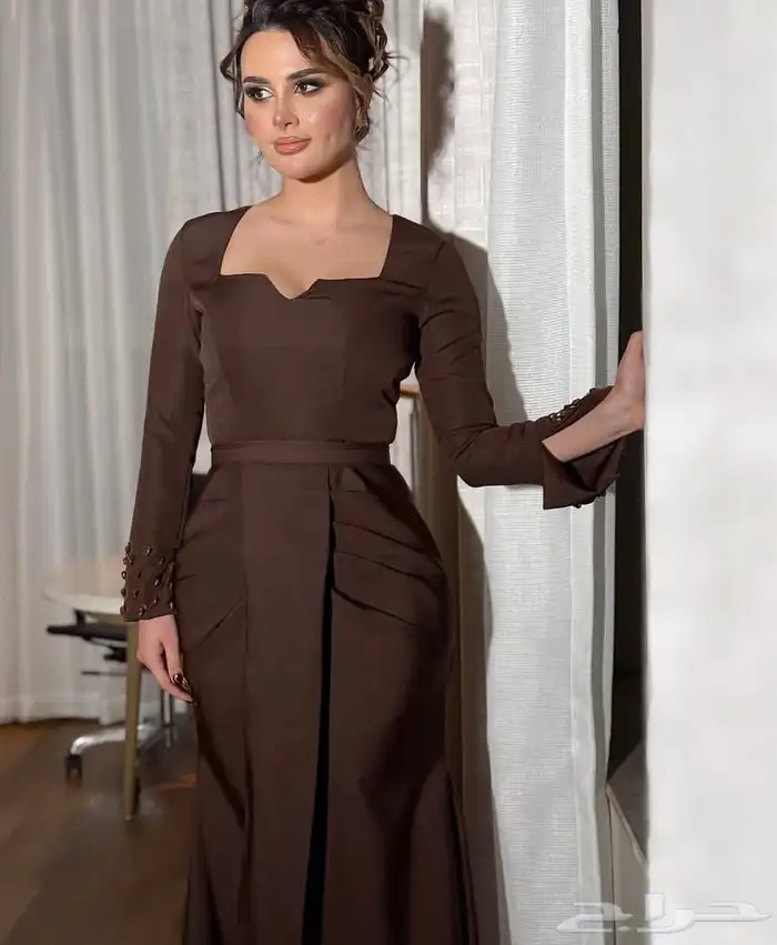فستان من مصممه جديد م لبسته 700 ريال 0