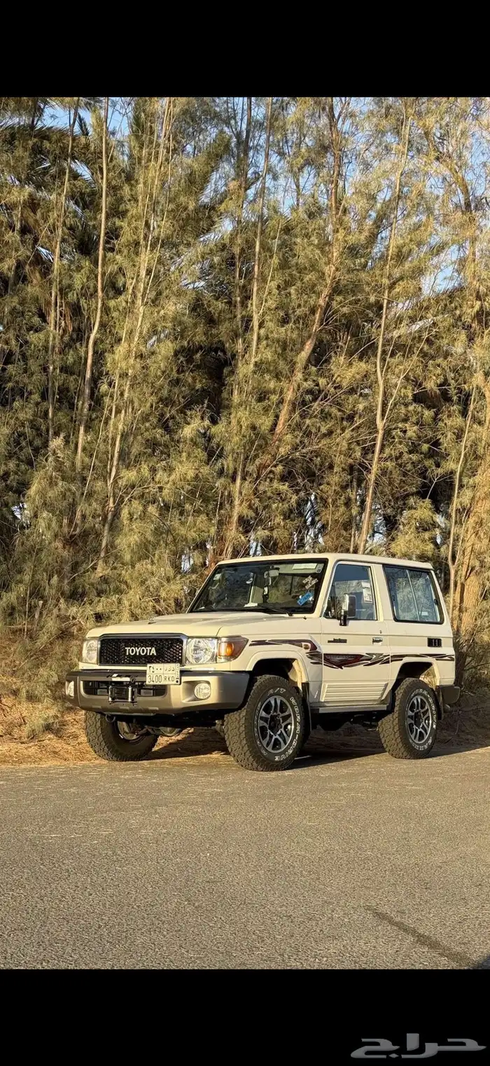 للبيع جيب  ربع فل كامل 2020 سعودي الممشي 185 5