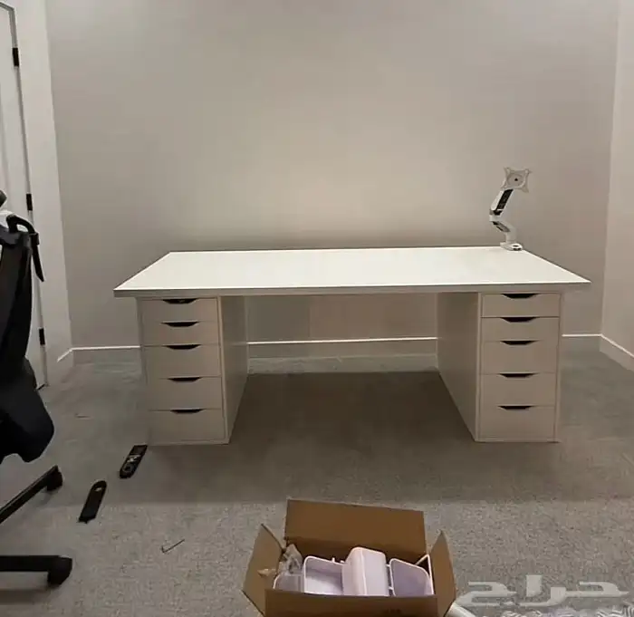 خذ طاولة قيمنق احترافية بسعر ولا بالأحلام 450 ريال 0