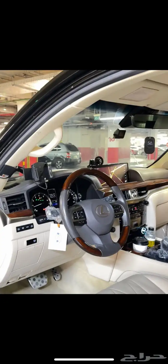 لكزس بلاك ادشن 2020 11