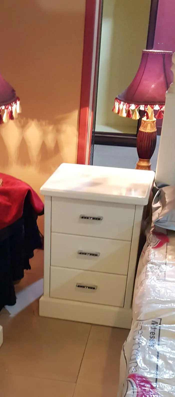 غرفة نوم للبيع 1