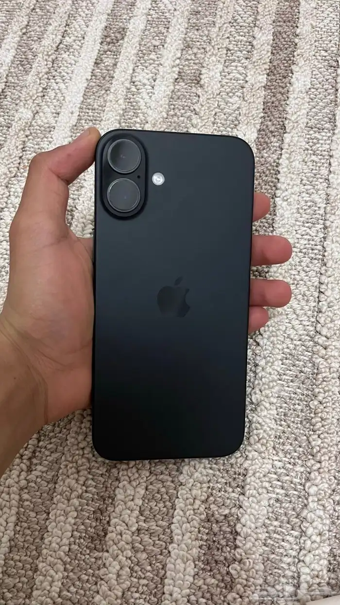 آيفون 16 بلس اسود 256 قيقا 0