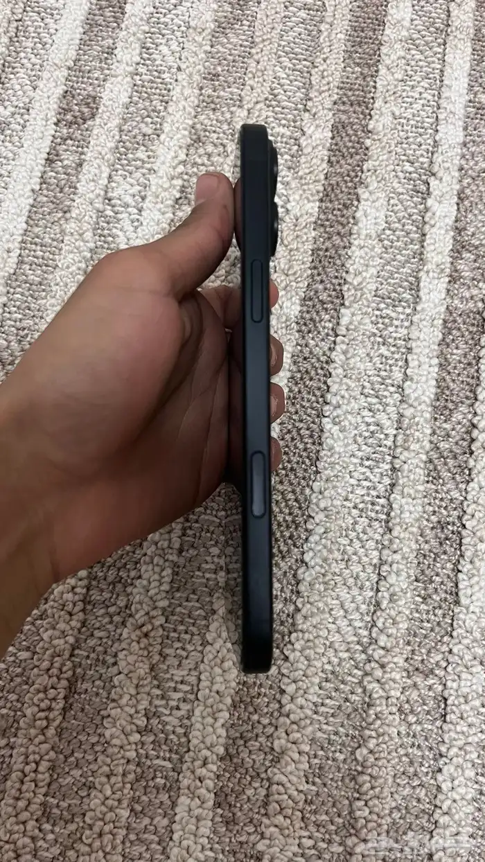 آيفون 16 بلس اسود 256 قيقا 1