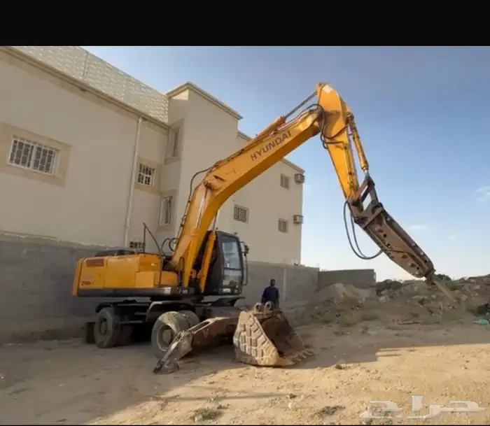 بوكلين للايجار اليومي او الشهري 0