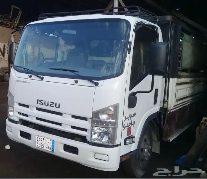 ورشة مركز سمكرة وبوية الدينات والسطحات والباصات وقطع غيارها 7