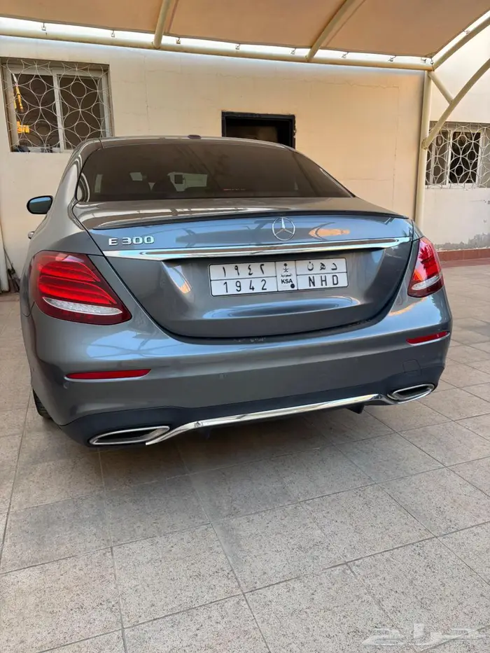 مرسيدس e300 2018 15