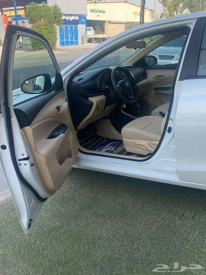 تويوتا يارس 2021 Y استخدام شخصي للبيع 24