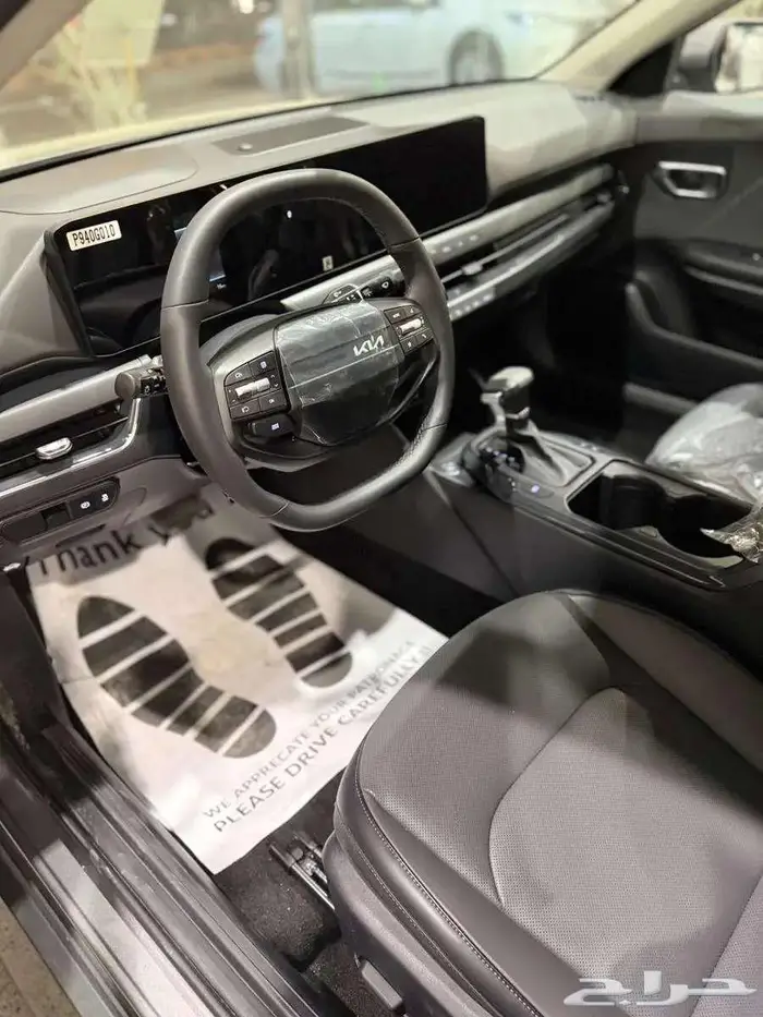 كيا K4 ماكينة 2000 فتحة بانوراما موديل2026 11