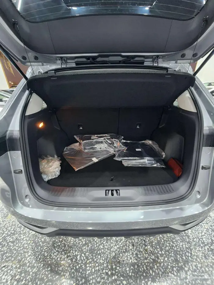 فورد تيريتوري ترند 2025 السعر 101200 صيانة مجانية 17