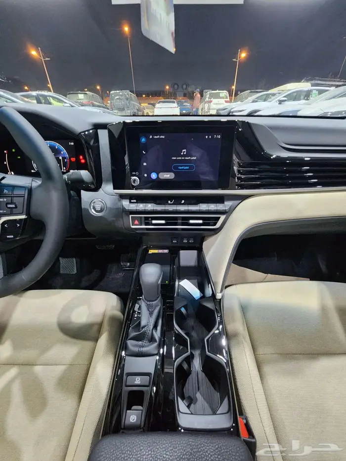 كامري LE فتحه سقف 2025 بنزين السعر 127075 7