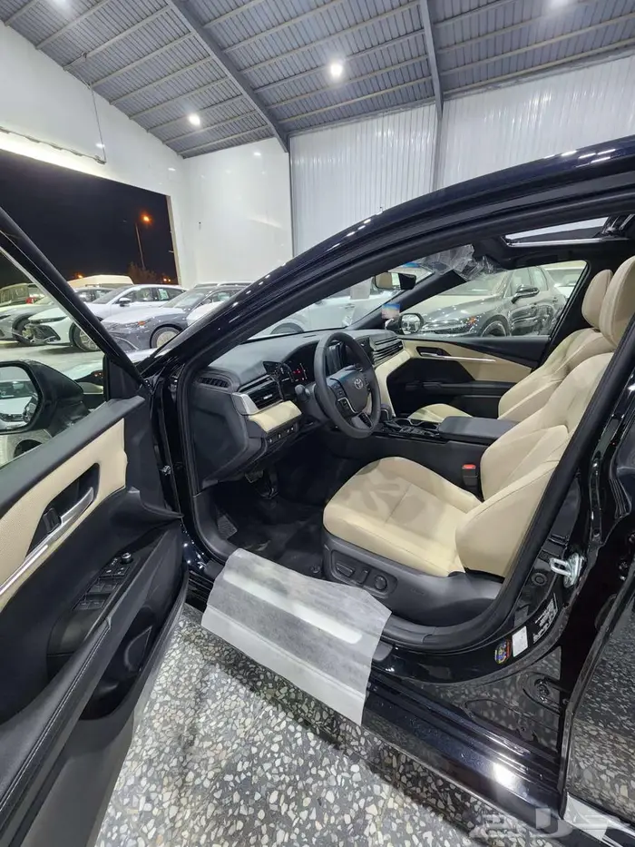 كامري LE فتحه سقف 2025 بنزين السعر 127075 11