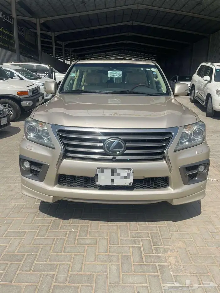 لكزس LX -570 سعودي 2015 فل كامل 1