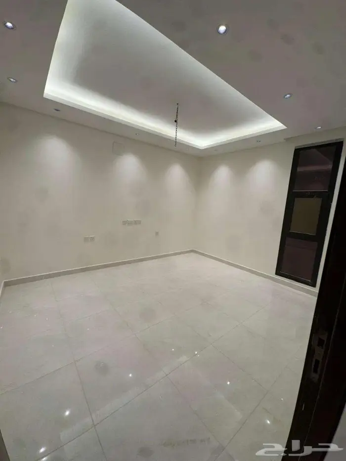 فيلا جديدة للإيجار ب 52 ألف   حي المشرقية   تصميم iHome 5