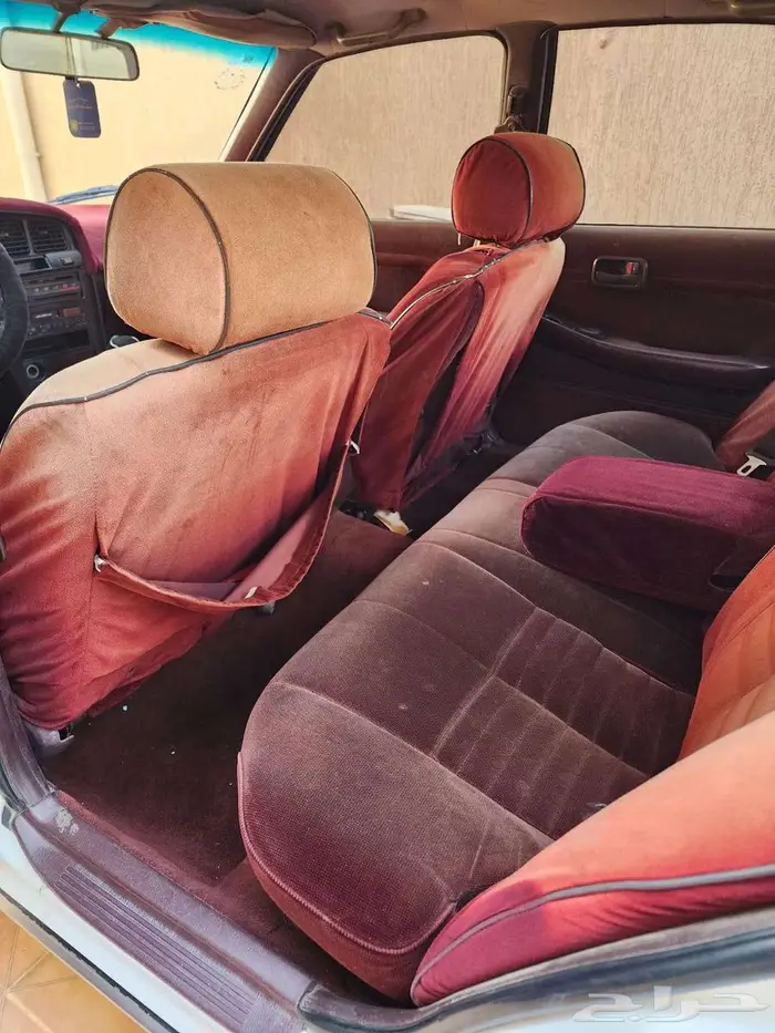 كرسيدا 1994 GL لوحة مميزة GLJ 68 9