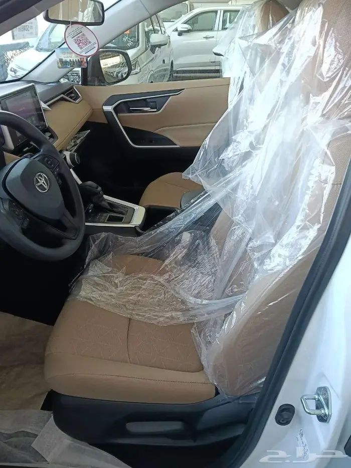 تويوتا راف فور نص فل بنزين م 2025 - سعودي 8