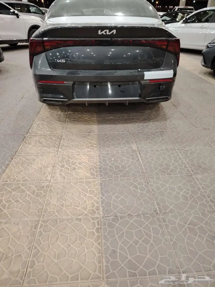 كيا K5 ستاندر مطور بصمة بانوراما لون اسود 2025 سعودي 5