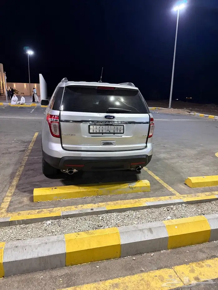 فورد اكسبلورر للبيع أو البدل ب جيب 4