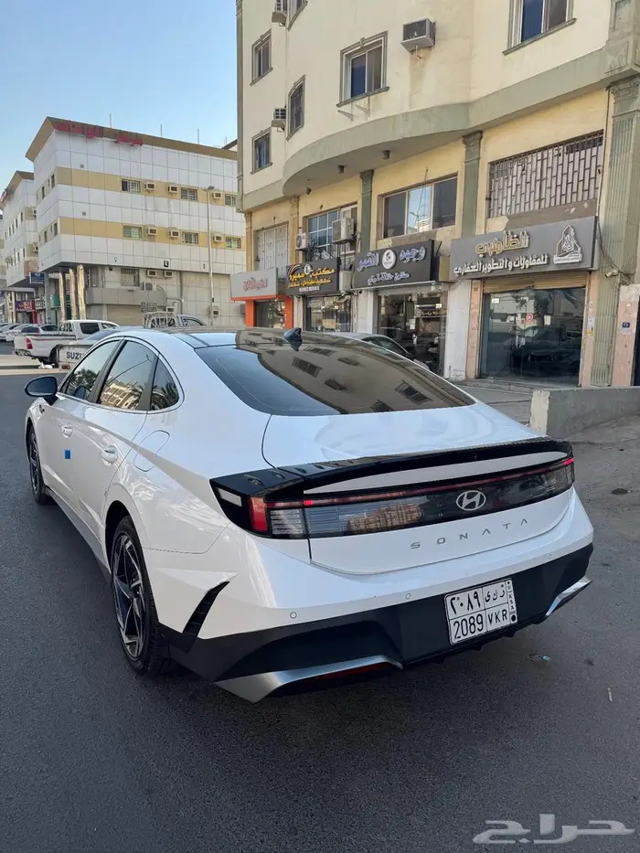 هيونداي سوناتا فرصه للي مايقدر يأخذ قسط بإسمه 11