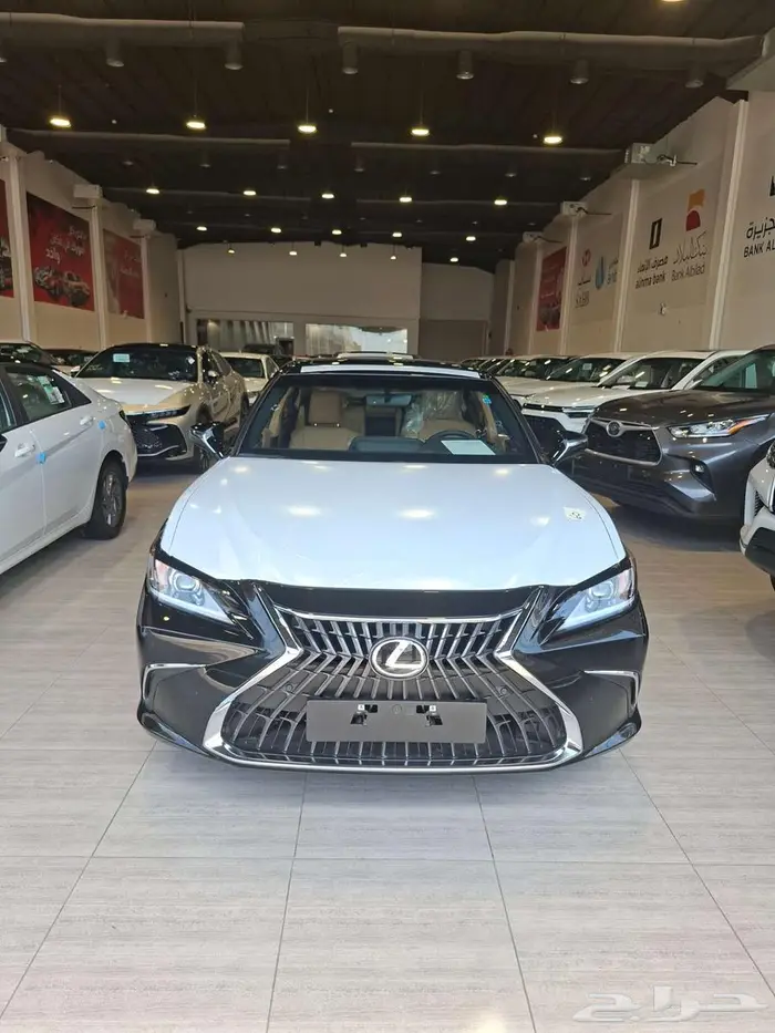 لكزس ES250 AA بنزين 2025 كاش واقساط 0
