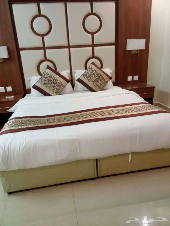 شقق للإيجار مفروشه في حي الشاطى 0