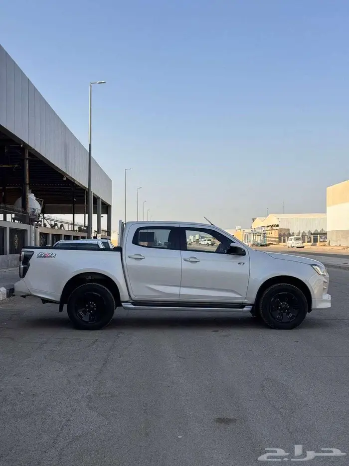 ايسوزو ديماكس غمارتين 2022 GT 4