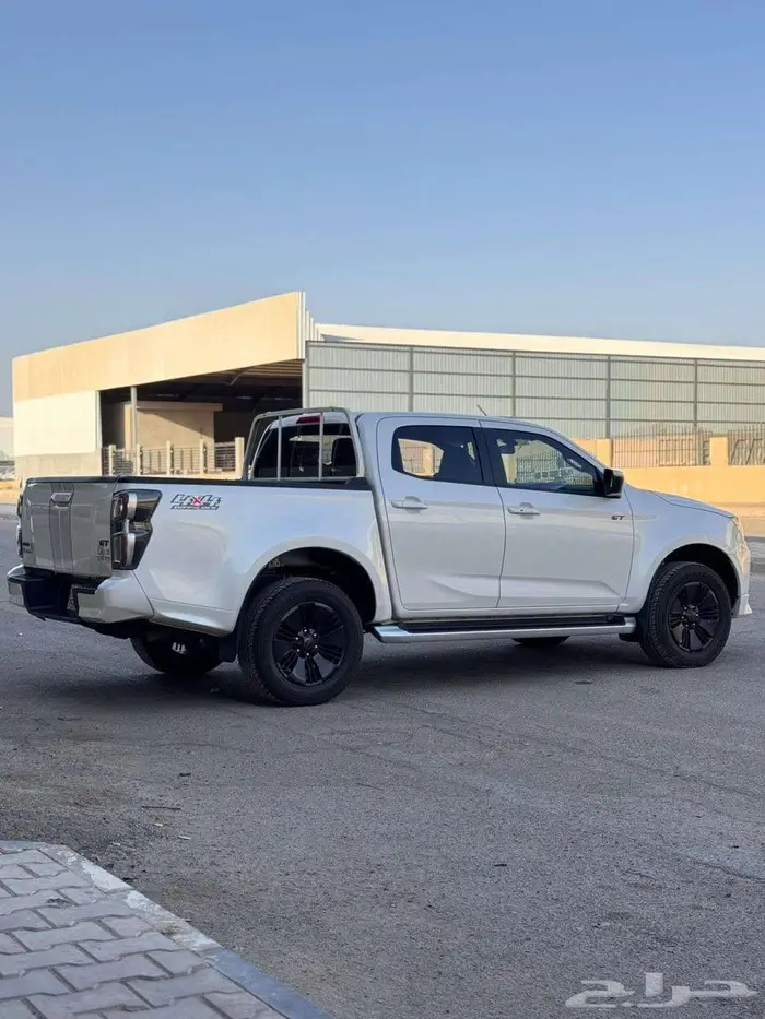 ايسوزو ديماكس غمارتين 2022 GT 5